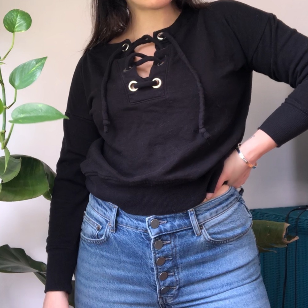 Lace up black sweatshirt